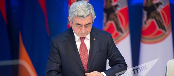 XVI съезд РПА. Президент Армении и РПА Серж Саргсян XVI съезд РПА. Президент Армении и РПА Серж Саргсян - Sputnik Армения