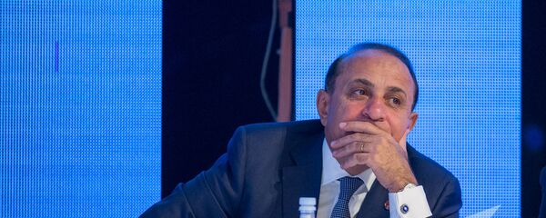 XVI съезд РПА. Бывший премьер-министр Армении Овик Абраамян - Sputnik Армения