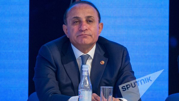 Հովիկ Աբրահամյան - Sputnik Արմենիա