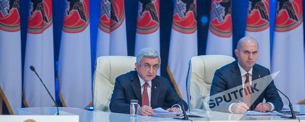 XVI съезд РПА. Президент Армении и РПА Серж Саргсян и Армен Ашотян - Sputnik Արմենիա