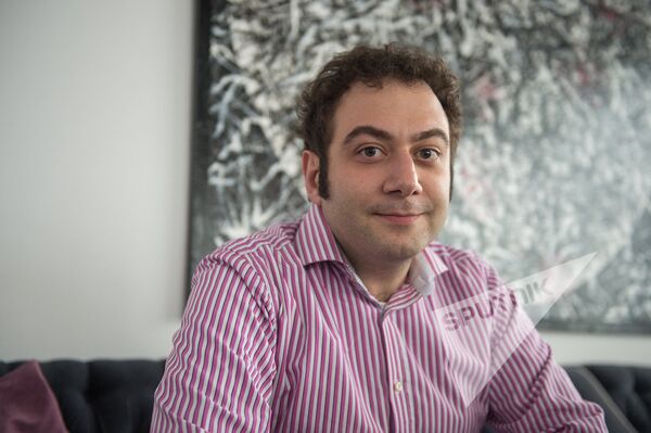 Руководитель сервиса Яндекс.Такси Тигран Худавердян Руководитель сервиса Яндекс.Такси Тигран Худавердян - Sputnik Армения