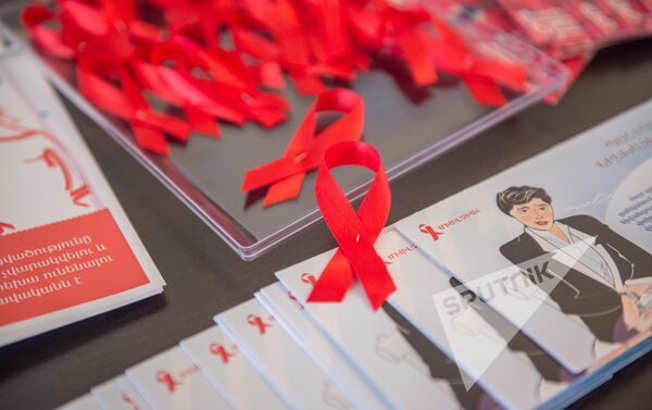 ՁԻԱՀ-ի դեմ պայքարի օրվան նվիրված ակցիա - Sputnik Արմենիա