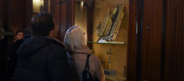 Иерей Асохик рассказывает о том, как святое копье попало в Первопрестольный Эчмиадзин - Sputnik Армения