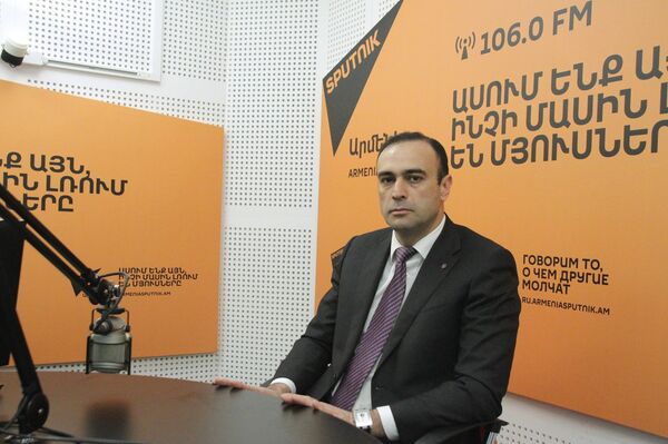Камсар Бабинян в гостях у радио Sputnik Армения  - Sputnik Армения