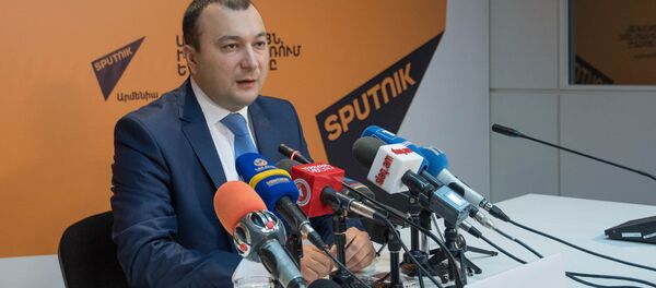 Ваге Энфиаджян Ваге Энфиаджян - Sputnik Արմենիա