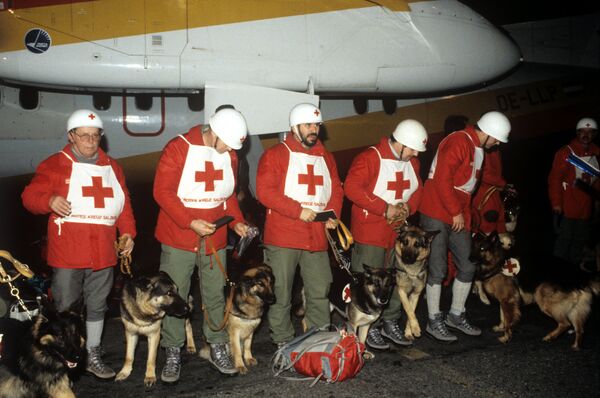Виноваты не только строители: какие уроки извлекла Армения из трагедии 1988 года - Sputnik Армения