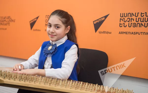 Мэри Мусинян в гостях у радио Sputnik Армения Мэри Мусинян в гостях у радио Sputnik Армения - Sputnik Армения