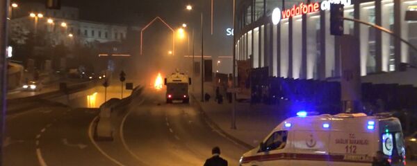 СПУТНИК_Двойной теракт произошел в центральном районе Стамбула. Кадры с места ЧП СПУТНИК_Двойной теракт произошел в центральном районе Стамбула. Кадры с места ЧП - Sputnik Армения