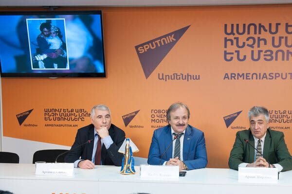 Կազբեկ Կուդզաևն ու  հայ գործընկերները - Sputnik Արմենիա