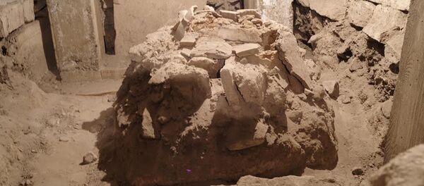 Тонир под Первопрестольным Эчмиадзином - Sputnik Армения