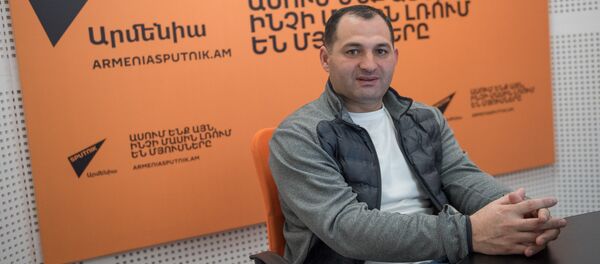 Стас Назарян в гостях у радио Sputnik Армения Стас Назарян в гостях у радио Sputnik Армения - Sputnik Արմենիա