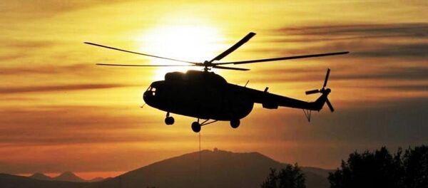 Вертолет в темное время суток - Sputnik Армения