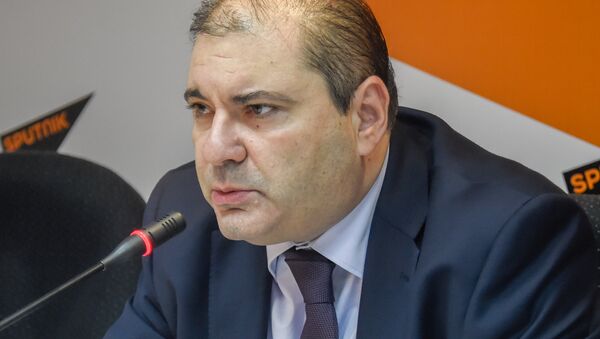 Политолог Александр Маркаров - Sputnik Армения