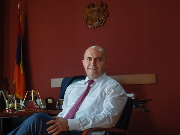 Министр образования и науки Армении Армен Ашотян Министр образования и науки Армении Армен Ашотян - Sputnik Արմենիա