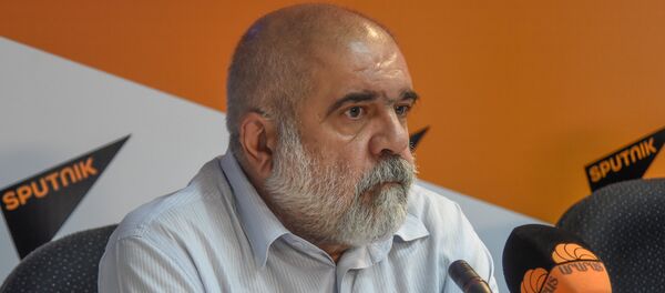 Политолог Александр Искандарян Политолог Александр Искандарян - Sputnik Армения