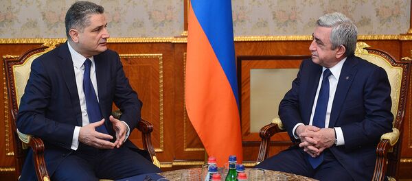 Президент Армении Серж Саргсян принял председателя коллегии Евразийской экономической комиссии (ЕЭК) Тиграна Саркисяна Президент Армении Серж Саргсян принял председателя коллегии Евразийской экономической комиссии (ЕЭК) Тиграна Саркисяна - Sputnik Արմենիա