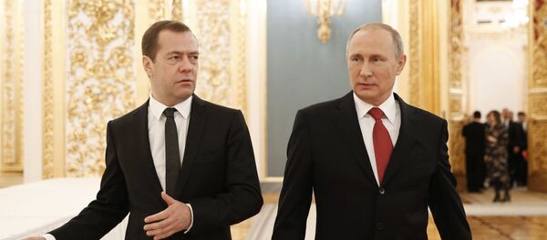 Дмитрий Медведев и Владимир Путин - Sputnik Արմենիա