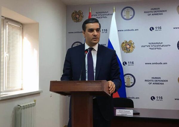 Омбудсмен Армении Арман Татоян Омбудсмен Армении Арман Татоян - Sputnik Արմենիա