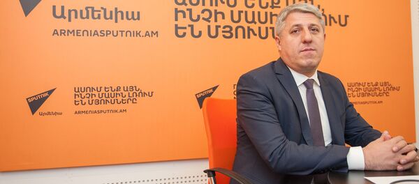 Вардан Восканян в гостях у радио Sputnik Армения Вардан Восканян в гостях у радио Sputnik Армения - Sputnik Արմենիա