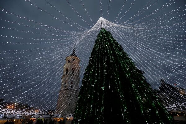 Новогодняя елка в Вильнюсе, Литва - Sputnik Армения