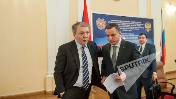 П/к Артака Закаряна и Леонида Калашникова - Sputnik Армения