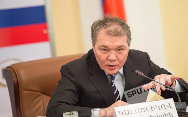 Леонид Калашников Леонид Калашников - Sputnik Армения
