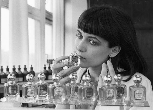 Дегустация запаха духов - Sputnik Армения
