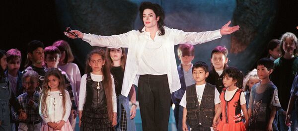 Майкл Джексон, 1996 год Майкл Джексон, 1996 год - Sputnik Армения