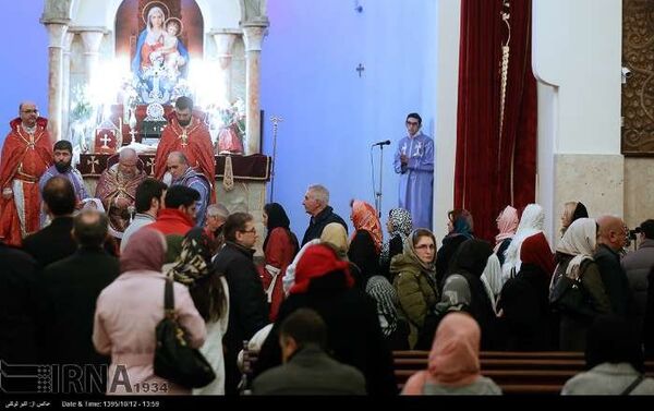 Армяне Ирана встречают Новый год в соборе Святого Саркиса в Тегеране - Sputnik Армения