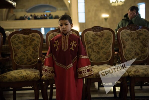 церковный служка - Sputnik Армения