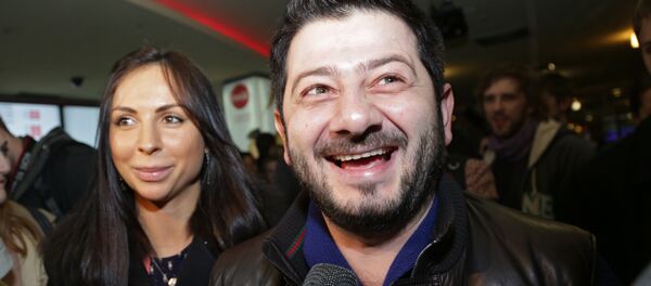 Шоумен Михаил Галустян с супругой Викторией Шоумен Михаил Галустян с супругой Викторией - Sputnik Արմենիա