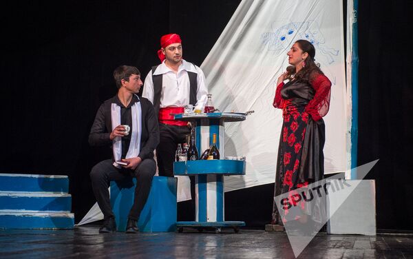 «Թափառող շուն» արտ-ստուդիայի ներկայացումը Ստանիսլավսկու անվան թատրոնում - Sputnik Արմենիա