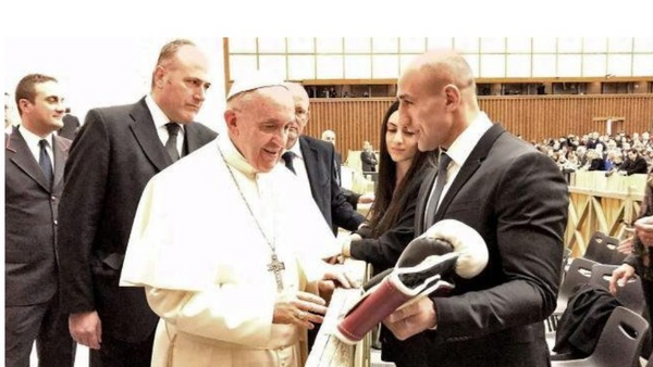 Встреча Артура Абрахама с Папой Римским - Sputnik Армения
