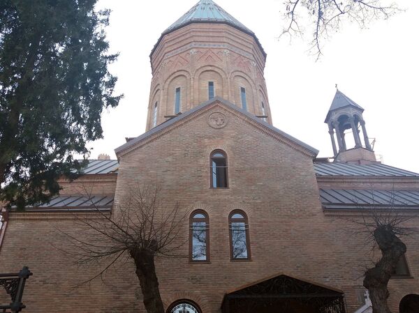 Армянская Апостольская церковь Сурб Геворг в Тбилиси - Sputnik Армения