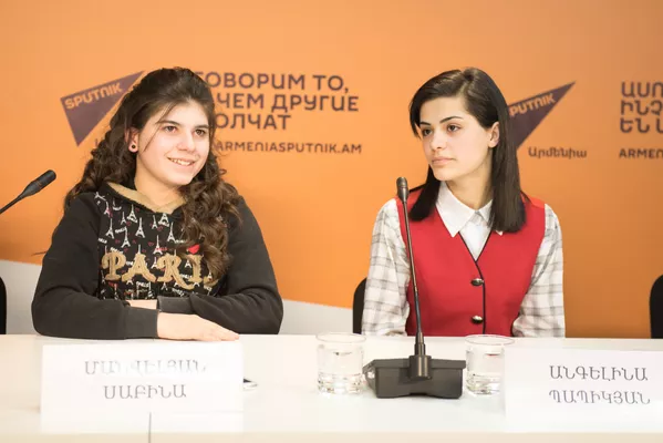 П/к армянских участников шоу талантов Ты – супер!. Сабина и Ангелина П/к армянских участников шоу талантов Ты – супер!. Сабина и Ангелина - Sputnik Армения