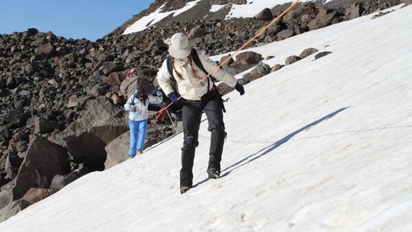 Восхождение альпинистов на гору Арагац  - Sputnik Արմենիա