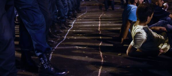 Митинг на улице Баграмяна против подорожания электроэнергии - Sputnik Армения