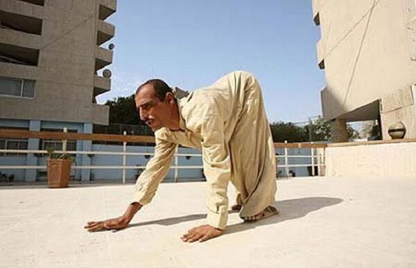 Люди, которые перемещаются на четвереньках Люди, которые перемещаются на четвереньках - Sputnik Արմենիա