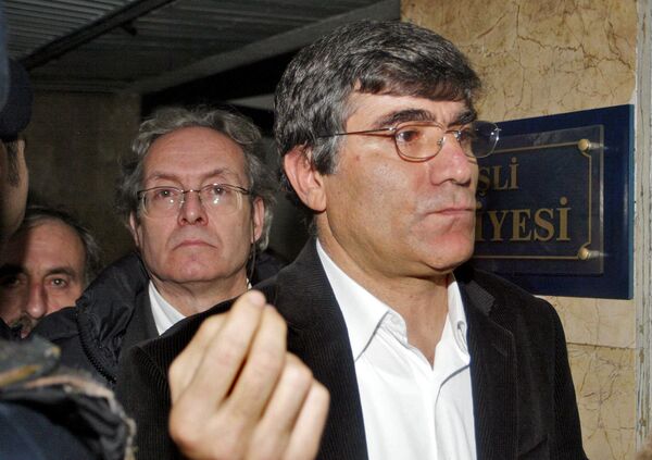 Внук организатора Геноцида написал дорогому Гранту: турки заклевали Джемаля в сети - Sputnik Армения