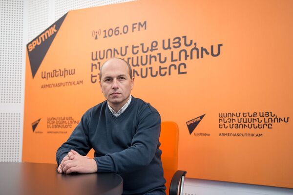 В Армении создана гражданская инициатива по сбору данных о войне в Карабахе В Армении создана гражданская инициатива по сбору данных о войне в Карабахе - Sputnik Армения