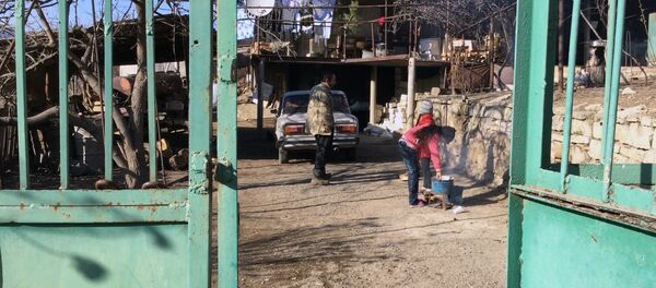 Как живут в приграничном селе Барекамаван - Sputnik Армения