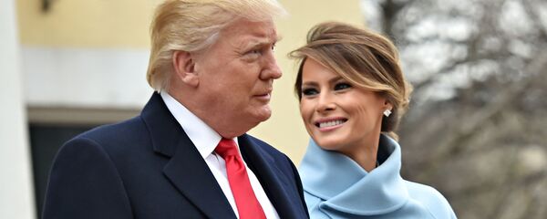 Президент США Дональд Трамп с женой Меланией перед инаугурацией в Вашингтоне Президент США Дональд Трамп с женой Меланией перед инаугурацией в Вашингтоне - Sputnik Армения
