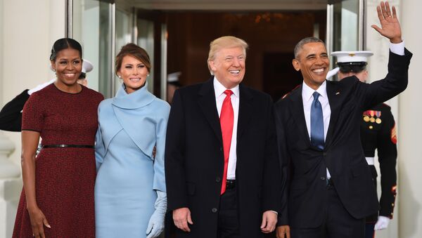 Дональд Трамп и Барак Обама с женами в Белом доме в Вашингтоне - Sputnik Արմենիա