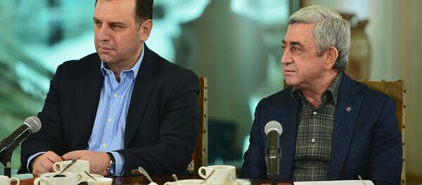 Президент Саргсян встретился с демобилизованными солдатами Президент Саргсян встретился с демобилизованными солдатами - Sputnik Армения