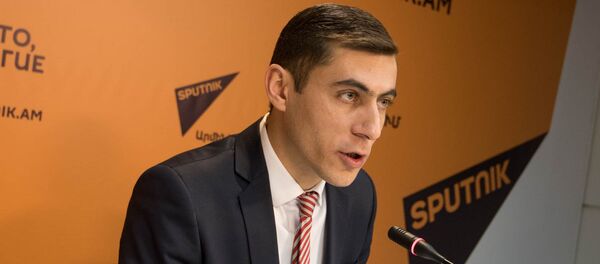 П/к Гагика Суреняна в пресс-центре Sputnik Армения  - Sputnik Армения