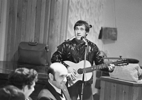 И снова о нем: армяне и Армения в жизни Владимира Высоцкого - Sputnik Армения