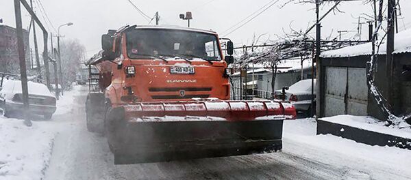 Уборка снега в Ереване  - Sputnik Արմենիա