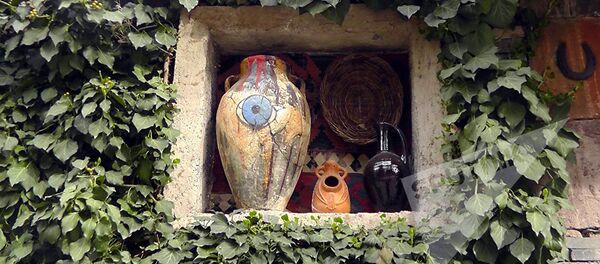 Коллекция армянских кувшинов в салоне Кжер в Лори - Sputnik Армения