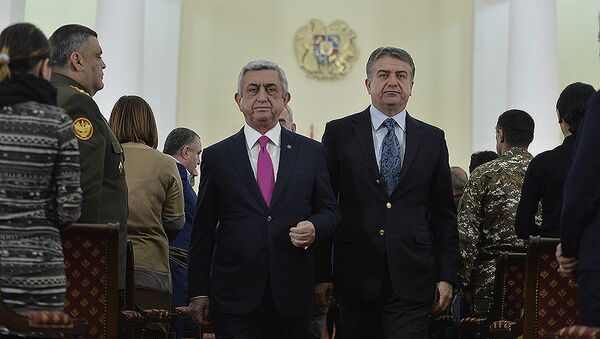 Президент Армении Серж Саргсян и премьер-министр Карен Карапетян - Sputnik Армения