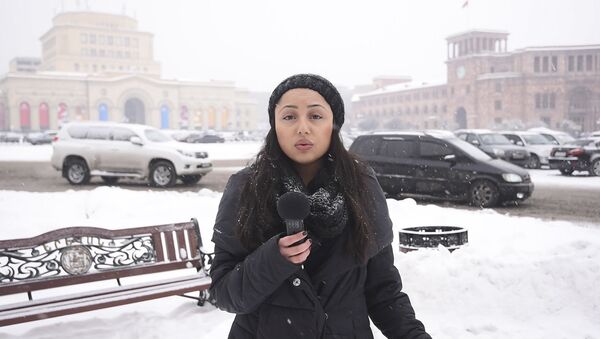 Корреспонденты Sputnik Армения рассказывают о ситуации на дорогах Еревана и работе мэрии города - Sputnik Армения